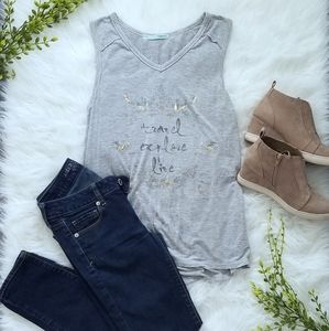 DONATING SOON Maurices • Tank